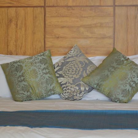 Sunset Bay Apartment Glacis  Екстериор снимка