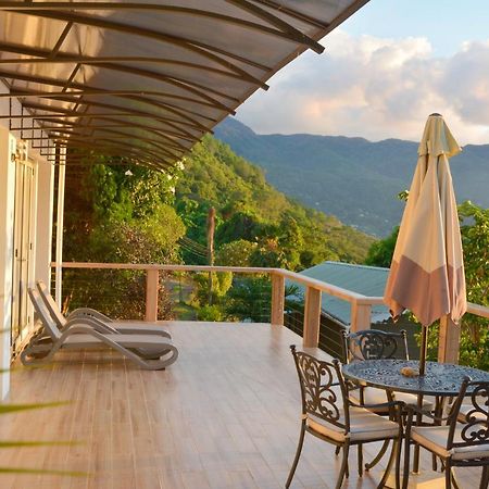 Sunset Bay Apartment Glacis  Екстериор снимка