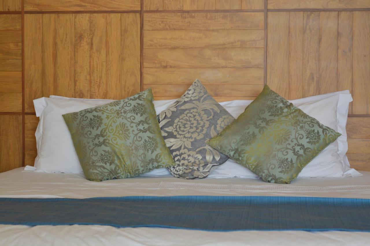 Sunset Bay Apartment Glacis  Екстериор снимка