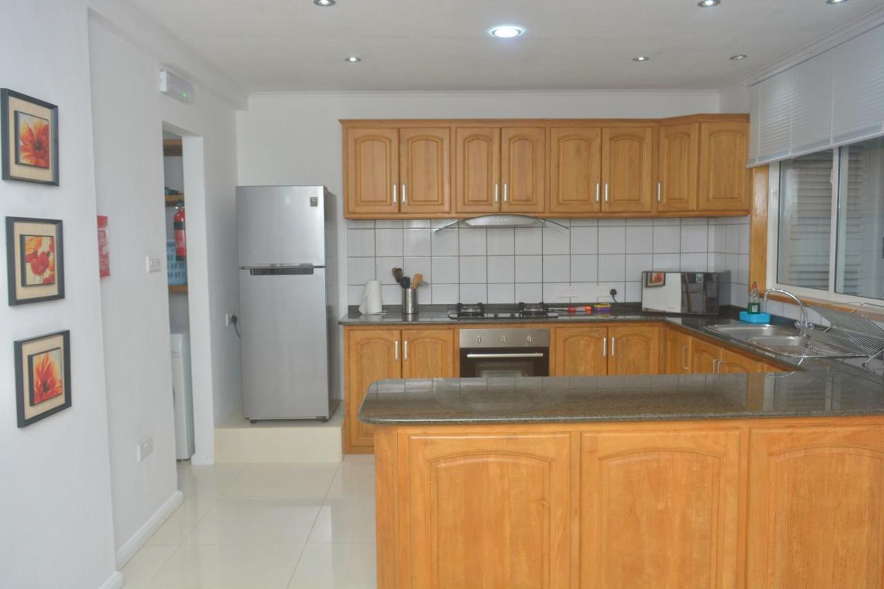 Sunset Bay Apartment Glacis  Екстериор снимка