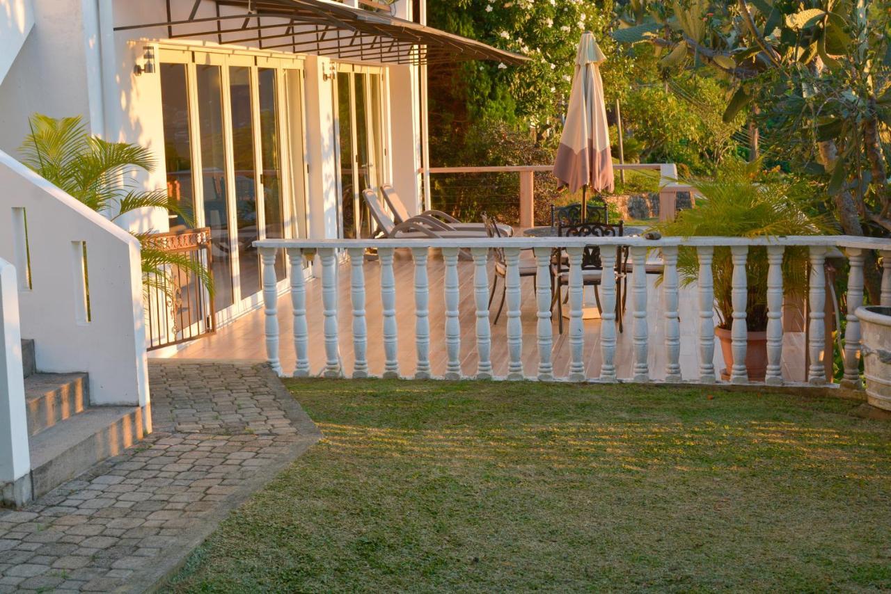 Sunset Bay Apartment Glacis  Екстериор снимка